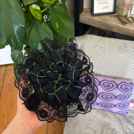 REWORKED SCRUNCHIE