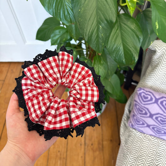 REWORKED SCRUNCHIE