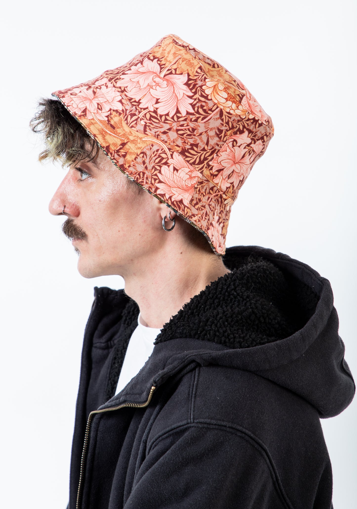 WILLIAM MORRIS BUCKET HAT