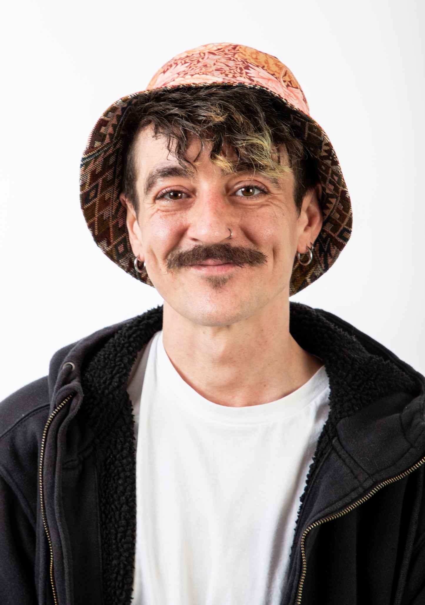 WILLIAM MORRIS BUCKET HAT